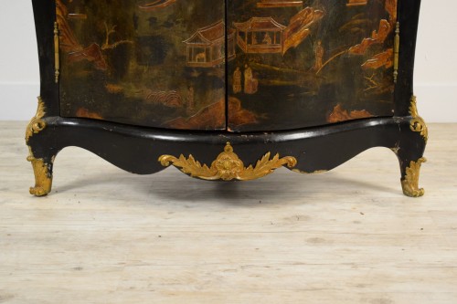 Lacquered wooden corner, Louis XIV style, France,19th century - 