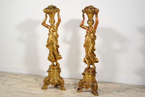 18th century - Pair of Italian neoclassical giltwood sculptures, 18th century
