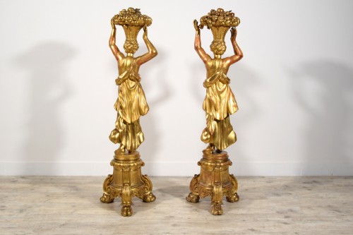 Antiquités - Pair of Italian neoclassical giltwood sculptures, 18th century