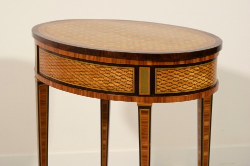 Louis XVI - 18th century, Italian Oval inlaid coffee table by Giuseppe Viglione