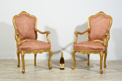 Paire de fauteuils en bois doré, Italie début XIXe siècle - Sièges Style 