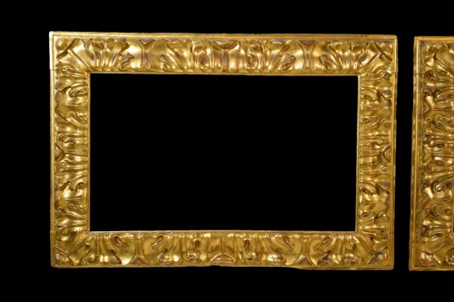 17th Century, Italy, Pair Of Bolognese Carved Giltwood Frames  - Mirrors, Trumeau Style 