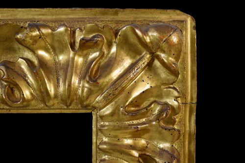 XVIIe siècle - Paire de cadres en bois doré, Italie XVIIe siècle