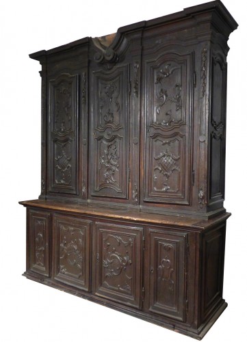 Buffet en bois sculpté, Italie XVIIe siècle - Mobilier Style Louis XV