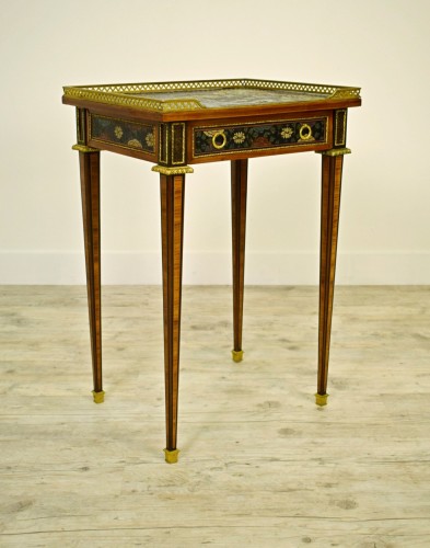Coffee Table, Chinoiserie Lacquer And Gilt Bronze Applications,19th Century - Furniture Style 