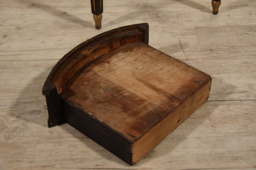 Mobilier Table & Guéridon - Table de salon en bois sculpté et laqué, néoclassique italien du XVIIIe siècle