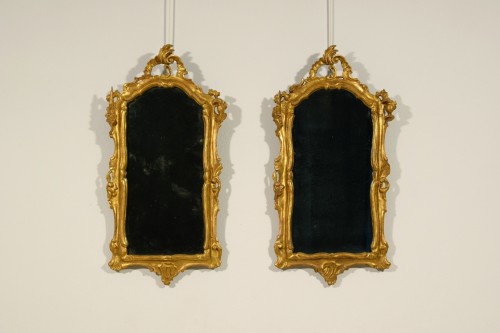 Miroirs, Trumeaux  - Couple de miroirs en bois sculpté et doré, Venise, XVIIIe siècle