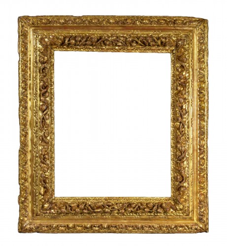 Cadre en bois sculpté et doré, Italie, XVIIe siècle