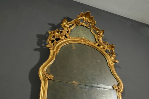 Mirrors, Trumeau  - 18th century, Italian Baroque Carved and Giltwood Mirror 