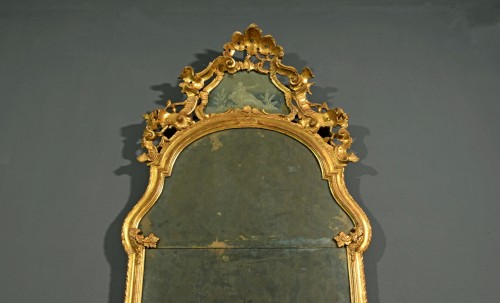 Louis XV - 18th century, Italian Baroque Carved and Giltwood Mirror 