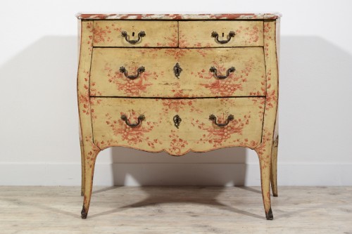 18th century - 18th century, Italian Polychrome Lacquered Wood Chest of Drawers 