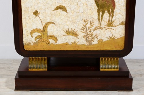 Antiquités - Cabinet Art deco en bois et coquilles d’oeuf, France daté 1936