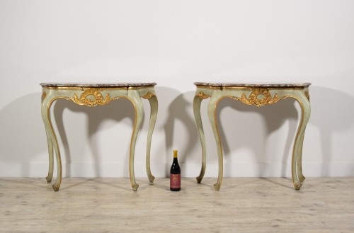 Furniture  - 19th Century, Pair of Venetian Lacquered Woos Consoles