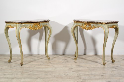 19th Century, Pair of Venetian Lacquered Woos Consoles - 