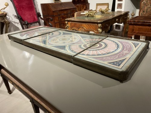 Objet de décoration  - Centre de table en papier peint, Italie début XIXe