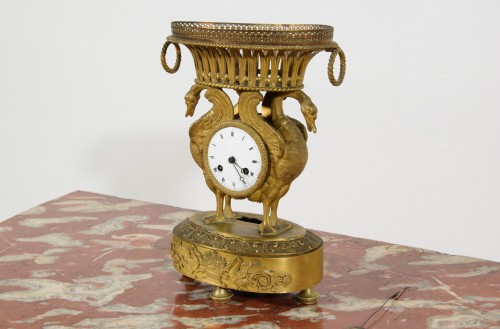 Antiquités - 19th century, French Chiselled and Gilt Bronze Table Clock