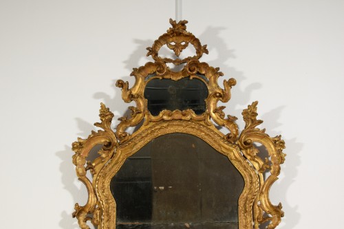 18th century - Mid 18th Century, Venetian Baroque Carved Giltwood Mirror