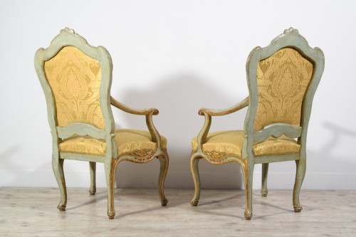 Paire de fauteuils vénitiens en bois laqué et doré, XVIIIe siècle - Louis XV