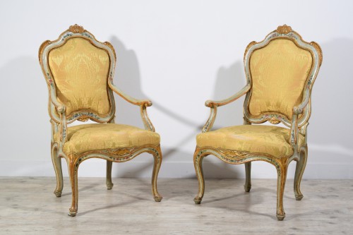 Louis XV - 18th Century, Pair of Barocchetto Venetian Lacquered Giltwood Armchairs
