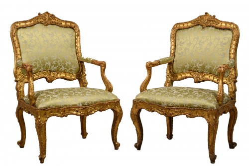 18th Century Pair Of Italian Carved Giltwood Armchairs