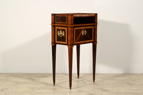 18th Century Italian Neoclassical Wood Nightstand Centre Table - Furniture Style Louis XVI