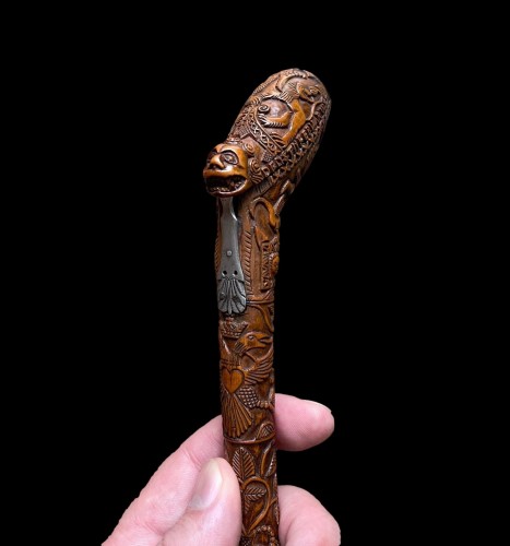 Dutch boxwood pipecase dated 1735 - Curiosities Style 