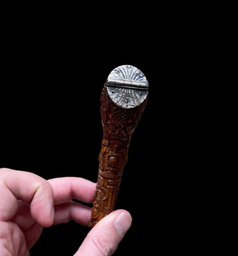  - Dutch boxwood pipecase dated 1735