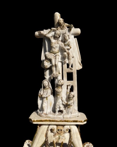 La Descente de croix en pierre Huamanga, Pérou XVIIe siècle - Steven Bouchaert