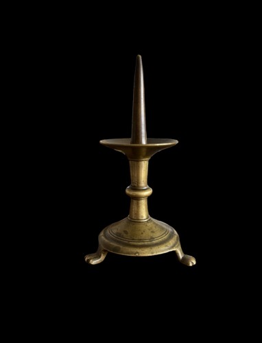 Bougeoir roman en bronze, France vers 1300 - Luminaires Style Moyen Âge