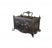 Coffret en fer forgé de Nuremberg XVIIe siècle