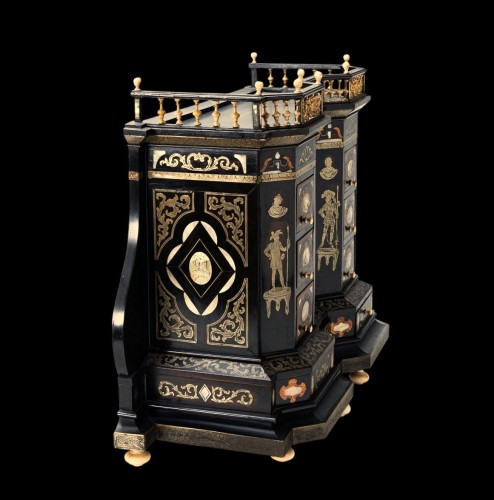 17th century German jewelry cabinet - 