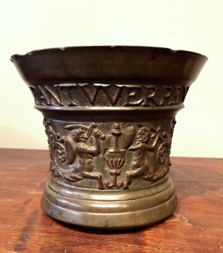 Collectibles  - Bronze mortar,  Antwerp dated 1648