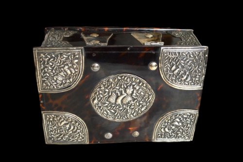 18th century Dutch-Colonial casket in silver &amp; tortoiseshell  - 