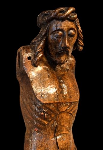 An important Christ in oak.  England.  Early 15th century.