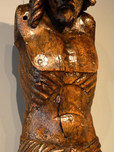 Sculpture  - An important Christ in oak.  England.  Early 15th century.