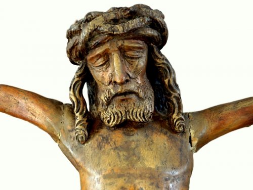 Religious Antiques  - Christ in carved wood.16th century.