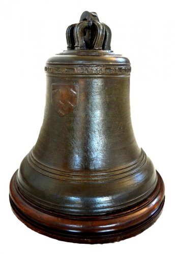 Gothic bronze bell. French dated 1523