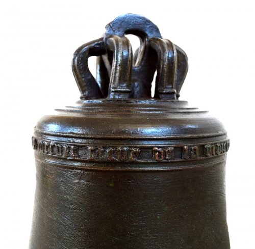 Gothic bronze bell. French dated 1523 - 