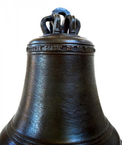 Gothic bronze bell. French dated 1523 - 
