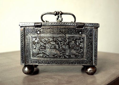 Curiosities  - Casket in etched steel, Nürnberg 2nd half 16th century.