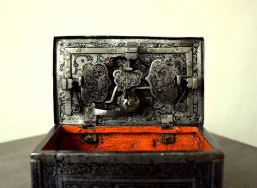 Renaissance - Casket in etched steel, Nürnberg 2nd half 16th century.