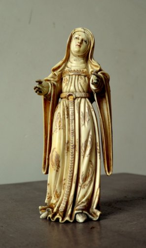 Ivory carved Virgin.Philippines 17th century. - Religious Antiques Style 