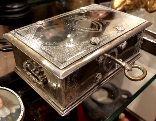 silverware & tableware  - A Dutch colonial engraved silver casket.18th century