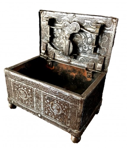 Casket in etched iron, Nürnberg 2nd half 16th century.