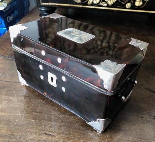 18th century - Three dutch colonial tortoiseshell/silver casket, Batavia Ca.1700