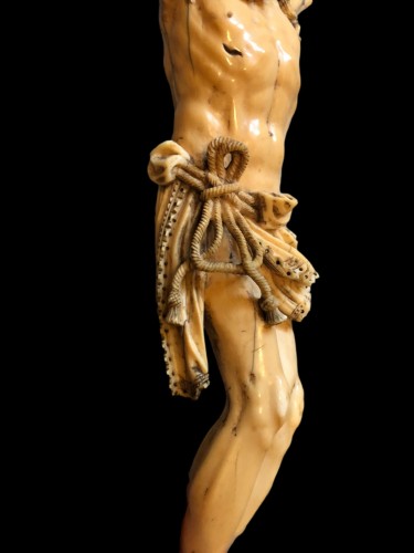 17th century - A Goa ivory Christ.17th century