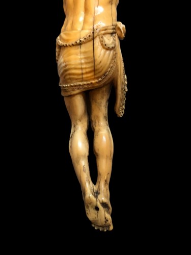 Antiquités - A Goa ivory Christ.17th century