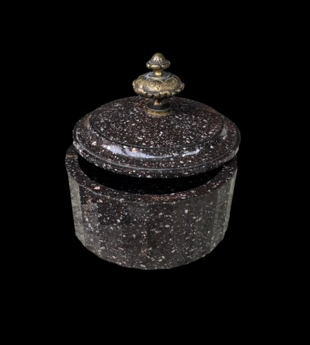 A Swedish poprhyry butter box Circa 1810 - Objects of Vertu Style 