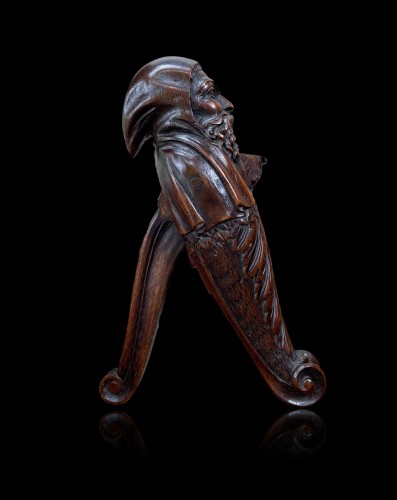 A walnut nutcracker 18th century - 