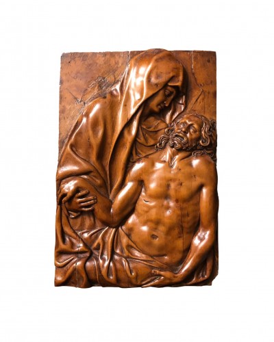 Relief en buis avec la Pieta XVIIe siècle